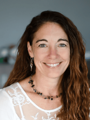Team Headshots_Cheri